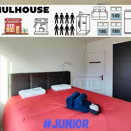#junior - Centre *